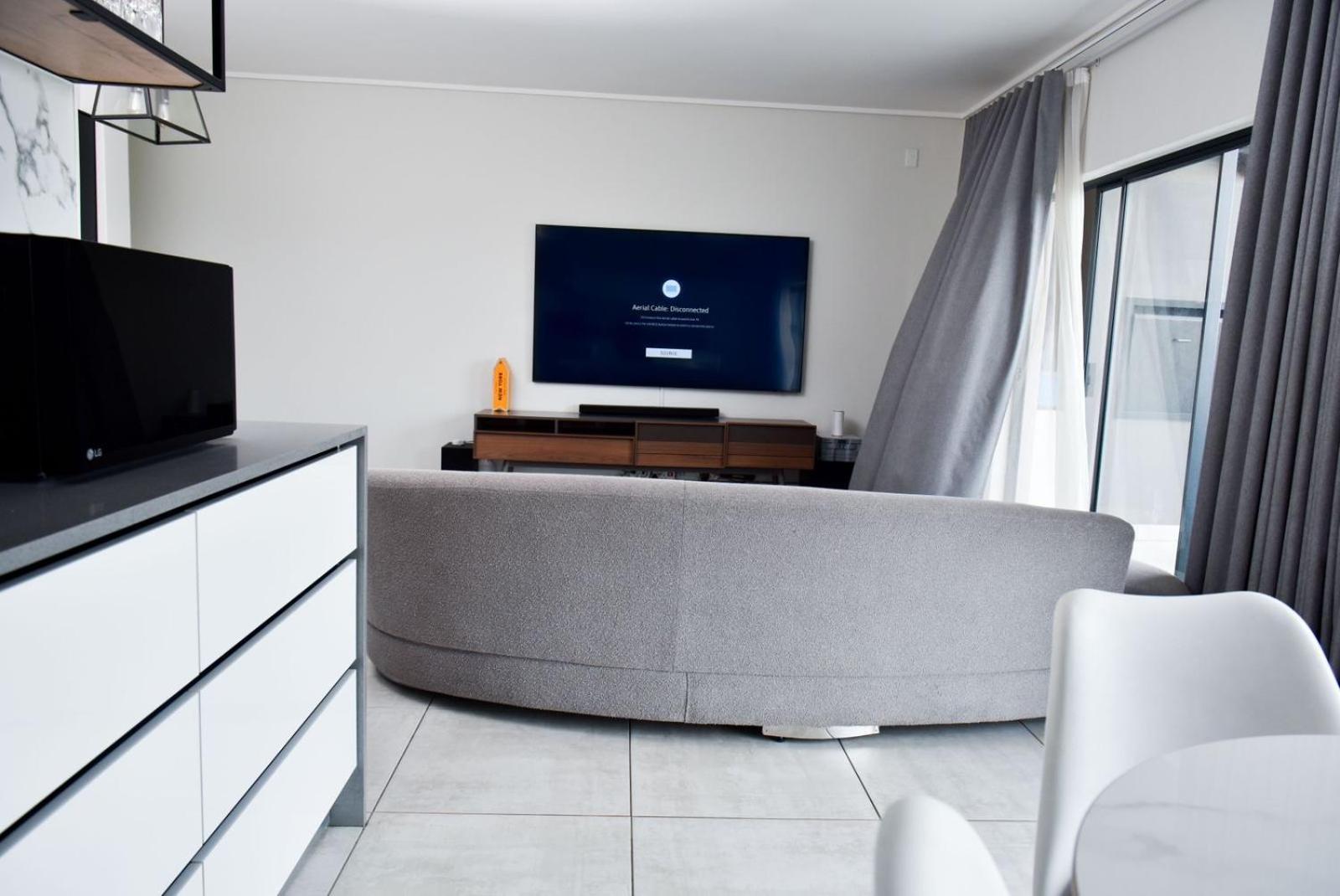 Feelathome Apartment