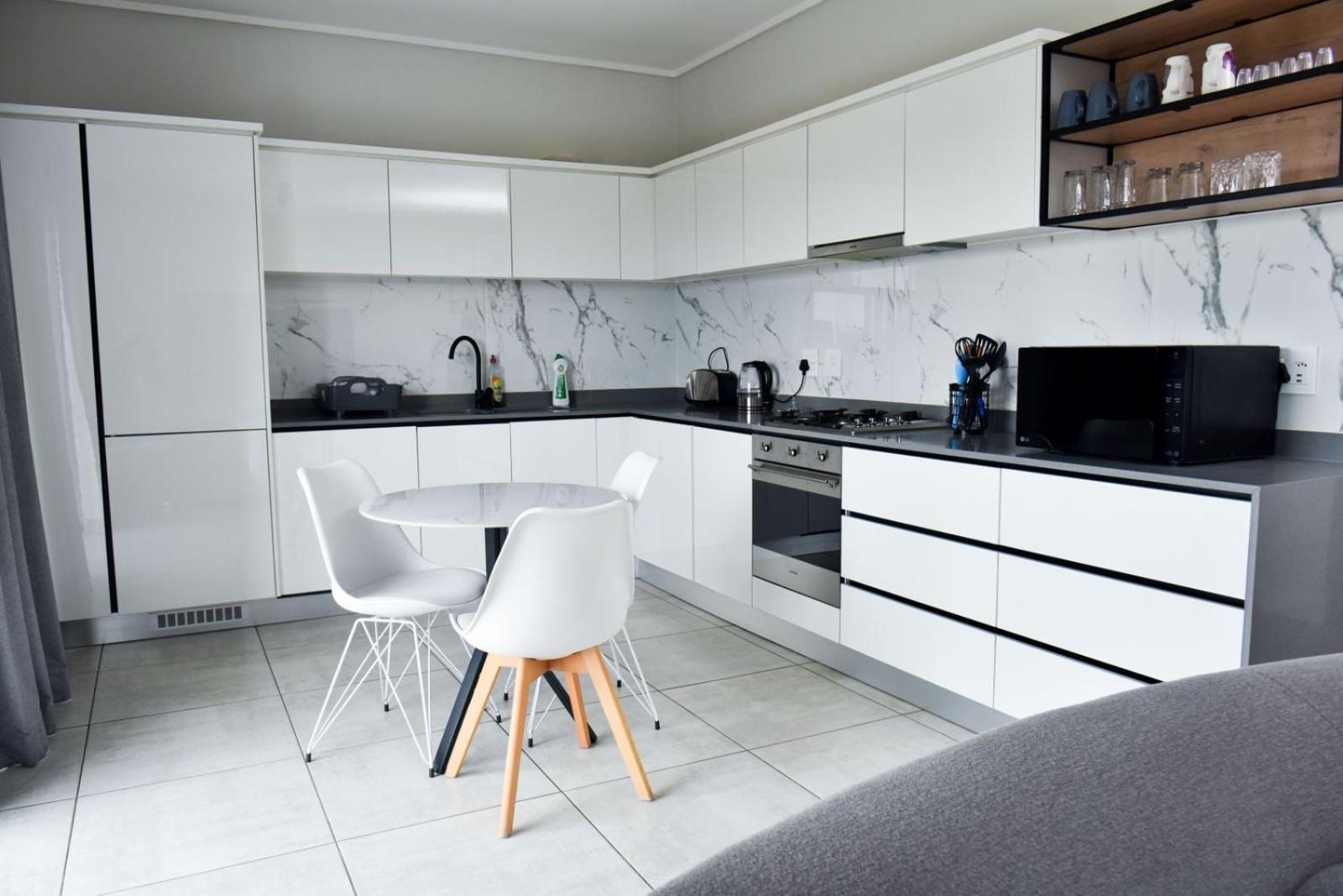 Feelathome Apartment Midrand